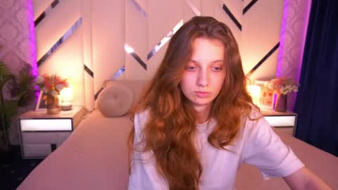 Snapshot of cuteefoxy chatting on May 23, 2026, 12:31 pm Foxy online show from May 23, 2026, 12:31 pm