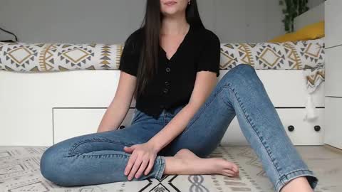 Snapshot of cuteemouse chatting on September 28, 2025, 11:15 am Anna online show from September 28, 2025, 11:15 am