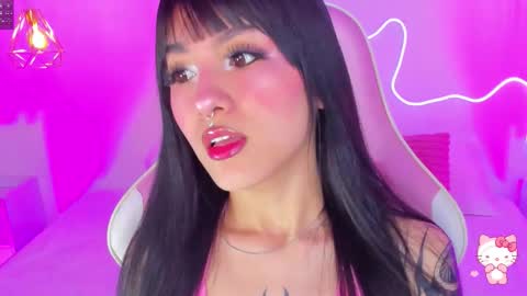 Zoe  online show from October 14, 2025, 4:57 am