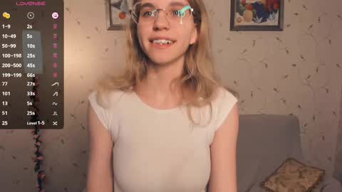 Melisa online show from December 17, 2025, 8:37 pm