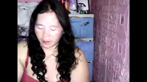 Snapshot of cutehornymom chatting on March 5, 2026, 4:47 pm cutehornymom online show from March 5, 2026, 4:47 pm