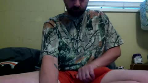 Snapshot of cutehungboi chatting on June 20, 2026, 11:18 pm cutehungboi online show from June 20, 2026, 11:18 pm