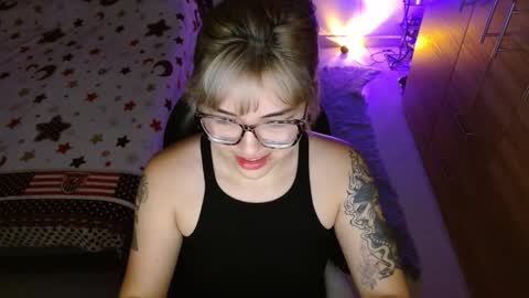 Snapshot of cuteisabella_a chatting on March 6, 2026, 3:30 pm isabella online show from March 6, 2026, 3:30 pm