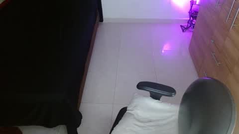 Snapshot of cuteisabella_a chatting on March 25, 2026, 3:18 pm isabella online show from March 25, 2026, 3:18 pm