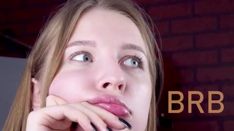 Rina online show from September 20, 2025, 7:42 am