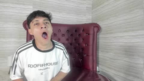 cutenaked_ online show from February 15, 2026, 11:19 am