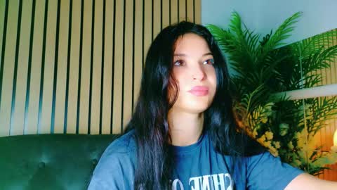 Snapshot of cuteness__girl chatting on September 16, 2025, 5:19 am cuteness__girl online show from September 16, 2025, 5:19 am