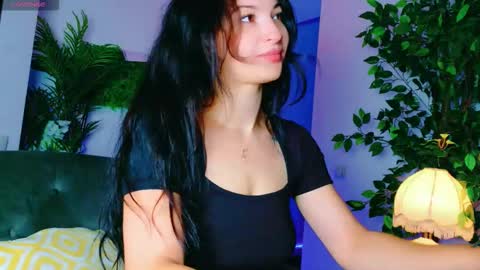 Snapshot of cuteness__girl chatting on September 21, 2025, 4:47 am cuteness__girl online show from September 21, 2025, 4:47 am