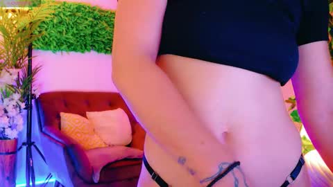 Snapshot of cuteness__girl chatting on September 26, 2025, 5:44 am cuteness__girl online show from September 26, 2025, 5:44 am