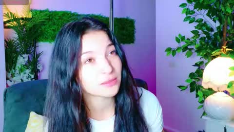 Snapshot of cuteness__girl chatting on October 1, 2025, 6:19 am cuteness__girl online show from October 1, 2025, 6:19 am