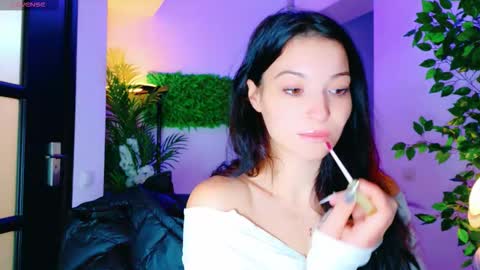 Snapshot of cuteness__girl chatting on October 20, 2025, 6:25 am cuteness__girl online show from October 20, 2025, 6:25 am