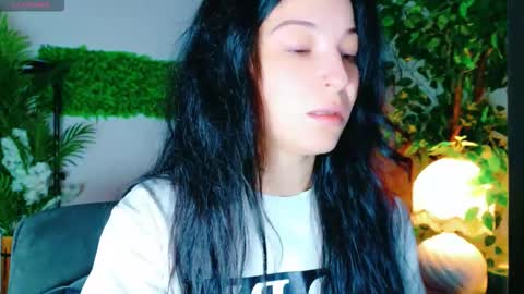 Snapshot of cuteness__girl chatting on October 27, 2025, 6:17 am cuteness__girl online show from October 27, 2025, 6:17 am