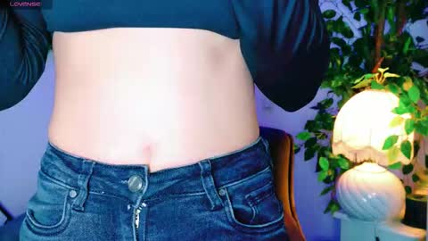 Snapshot of cuteness__girl chatting on October 28, 2025, 7:01 am cuteness__girl online show from October 28, 2025, 7:01 am