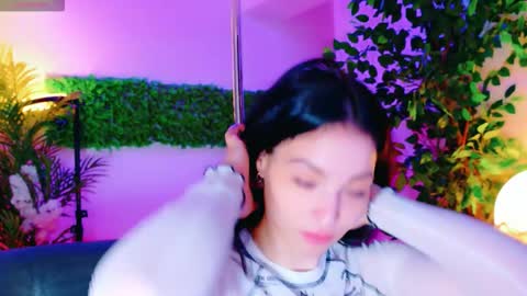 Snapshot of cuteness__girl chatting on November 15, 2025, 8:55 am cuteness__girl online show from November 15, 2025, 8:55 am