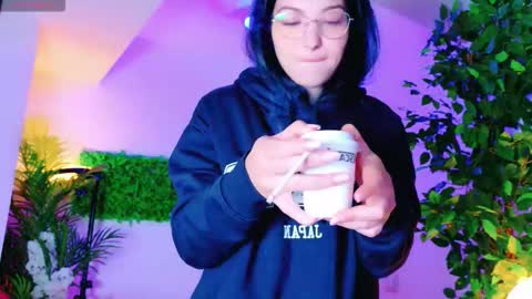 Snapshot of cuteness__girl chatting on November 20, 2025, 7:08 am cuteness__girl online show from November 20, 2025, 7:08 am