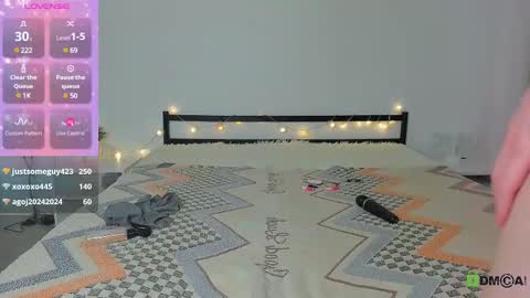 cutenessnicole online show from March 1, 2025, 1:53 am