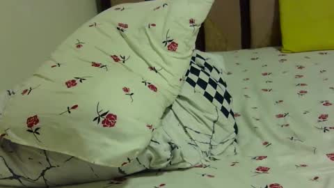 cutermilly online show from December 20, 2024, 9:21 am