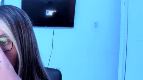 Snapshot of cutesamantha_ chatting on June 9, 2026, 11:27 pm cutesamantha_ online show from June 9, 2026, 11:27 pm