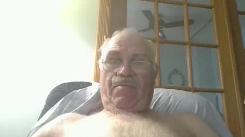 cutesexytony2460 online show from July 5, 2026, 7:21 pm