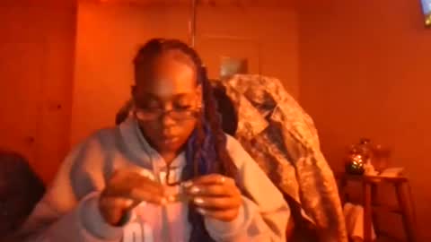 mary mack online show from February 19, 2025, 8:12 am