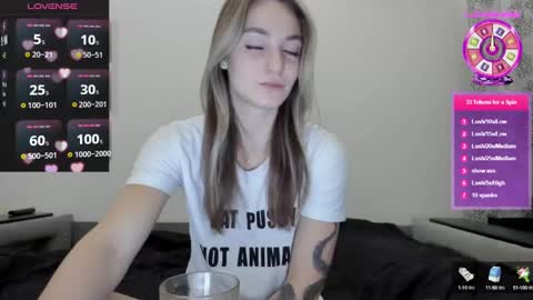 Snapshot of cutestdemon chatting on December 16, 2024, 4:34 am Im saving up to fix my favorite car online show from December 16, 2024, 4:34 am