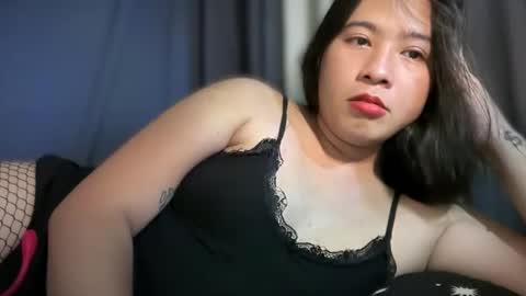 cute online show from April 27, 2026, 5:27 am