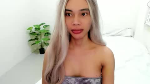 Snapshot of cutevera166 chatting on March 27, 2026, 3:23 am Vera online show from March 27, 2026, 3:23 am
