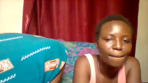 cutey_lunar online show from January 26, 2025, 8:34 pm