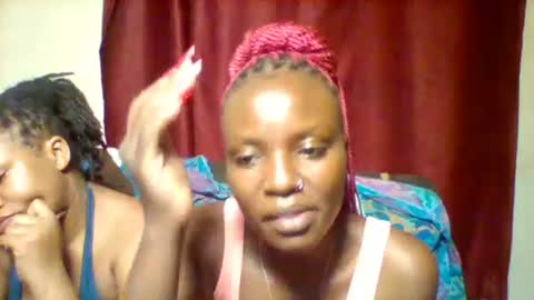 cutey_lunar online show from February 1, 2025, 9:51 pm