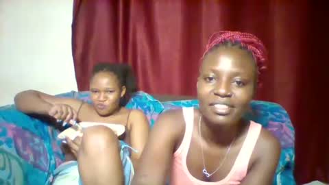 cutey_lunar online show from February 2, 2025, 11:30 am