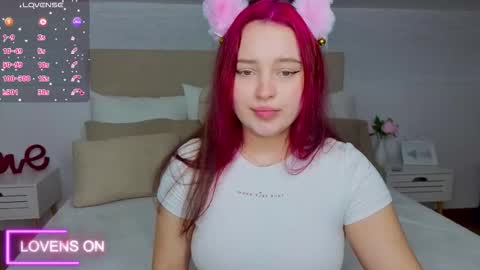 Snapshot of cutie__cutiee_ chatting on November 12, 2025, 7:53 am Nika online show from November 12, 2025, 7:53 am