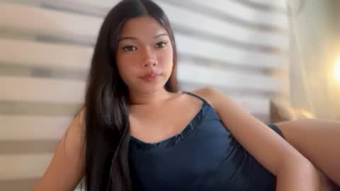 cutie_chinnie online show from April 23, 2026, 6:43 pm