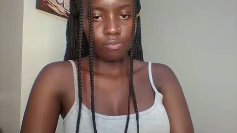 cutie_choco online show from April 22, 2026, 3:13 pm