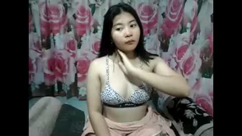 Snapshot of cutie_ethel chatting on May 2, 2026, 12:04 am cutie_ethel online show from May 2, 2026, 12:04 am