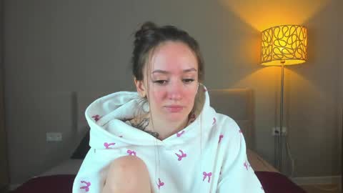 Snapshot of cutie_naughty_girl chatting on May 16, 2026, 10:36 am Kate online show from May 16, 2026, 10:36 am