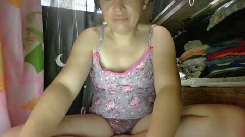 cutie_pie02 online show from April 25, 2026, 10:07 pm