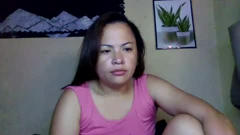 Snapshot of cutie_pie02 chatting on June 16, 2026, 1:41 am cutie_pie02 online show from June 16, 2026, 1:41 am