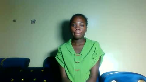 Snapshot of cutie_plush chatting on May 7, 2026, 6:13 pm cutieplush online show from May 7, 2026, 6:13 pm