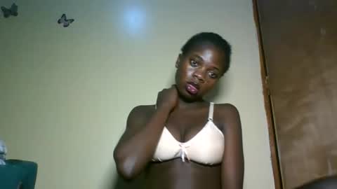 Snapshot of cutie_plush chatting on May 16, 2026, 8:07 pm cutieplush online show from May 16, 2026, 8:07 pm