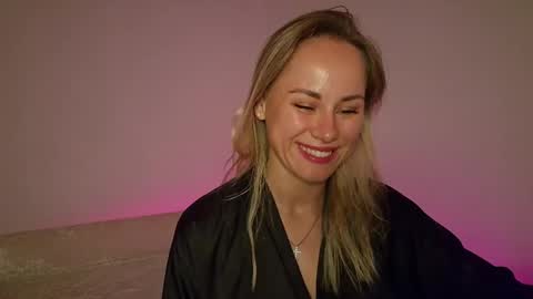 Snapshot of cutie_xoxo_ chatting on June 7, 2026, 8:12 pm cutie_xoxo_ online show from June 7, 2026, 8:12 pm