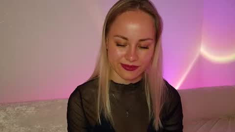 Snapshot of cutie_xoxo_ chatting on June 11, 2026, 8:07 pm cutie_xoxo_ online show from June 11, 2026, 8:07 pm