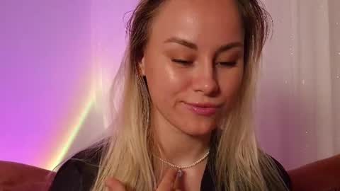Snapshot of cutie_xoxo_ chatting on July 5, 2026, 6:37 pm cutie_xoxo_ online show from July 5, 2026, 6:37 pm