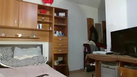 Ami online show from February 7, 2025, 10:09 pm