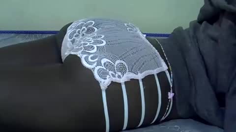 cutiehanish4 online show from May 27, 2026, 1:24 am