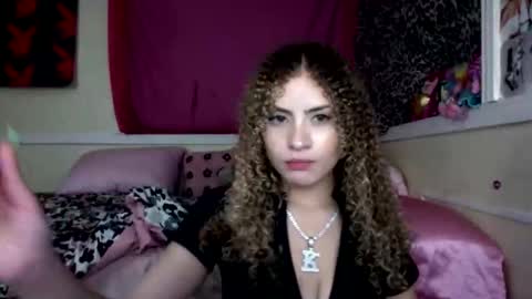 cutiekaylee online show from April 26, 2026, 8:01 am
