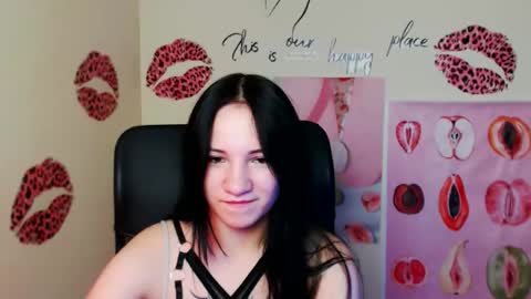 Snapshot of cutielady_ chatting on May 29, 2026, 6:22 am Emma online show from May 29, 2026, 6:22 am