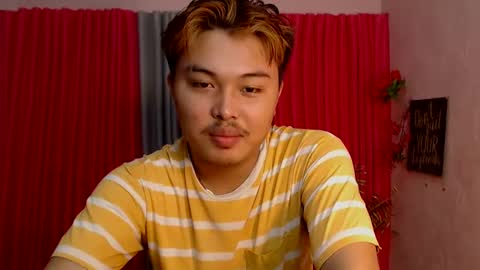 Snapshot of cutiepiejhon chatting on February 23, 2025, 1:32 pm cutiepiejhon online show from February 23, 2025, 1:32 pm