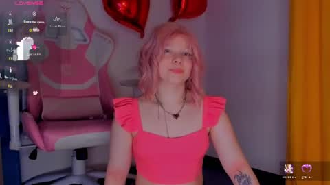 Snapshot of cutiesue chatting on July 19, 2026, 11:19 pm CutieSue online show from July 19, 2026, 11:19 pm