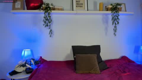Laura online show from April 29, 2026, 11:14 am