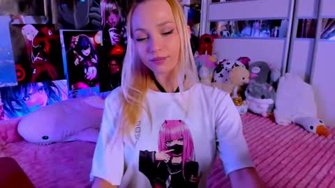 Nora online show from February 15, 2025, 9:26 pm